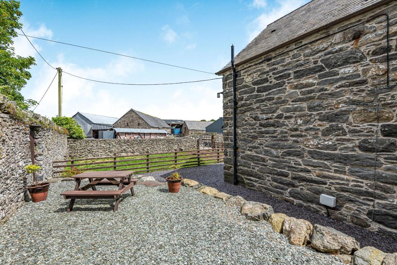 Villa Waedog Bach Llanfor Exterior foto